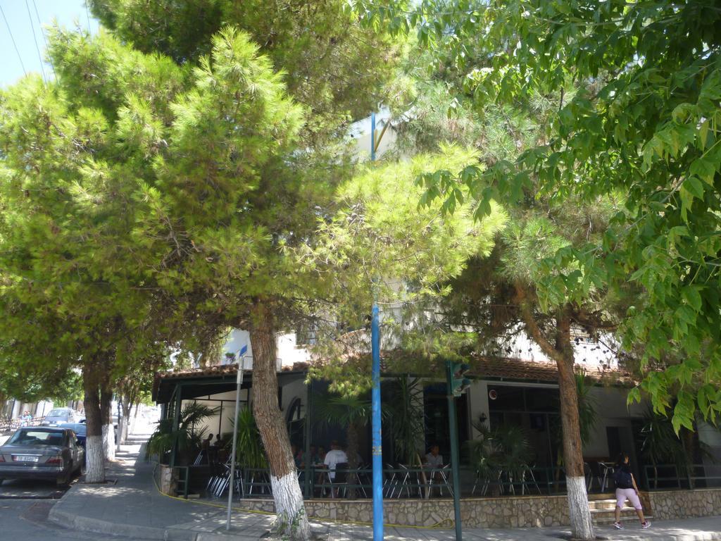 Joy Hotel Sarande Exterior photo