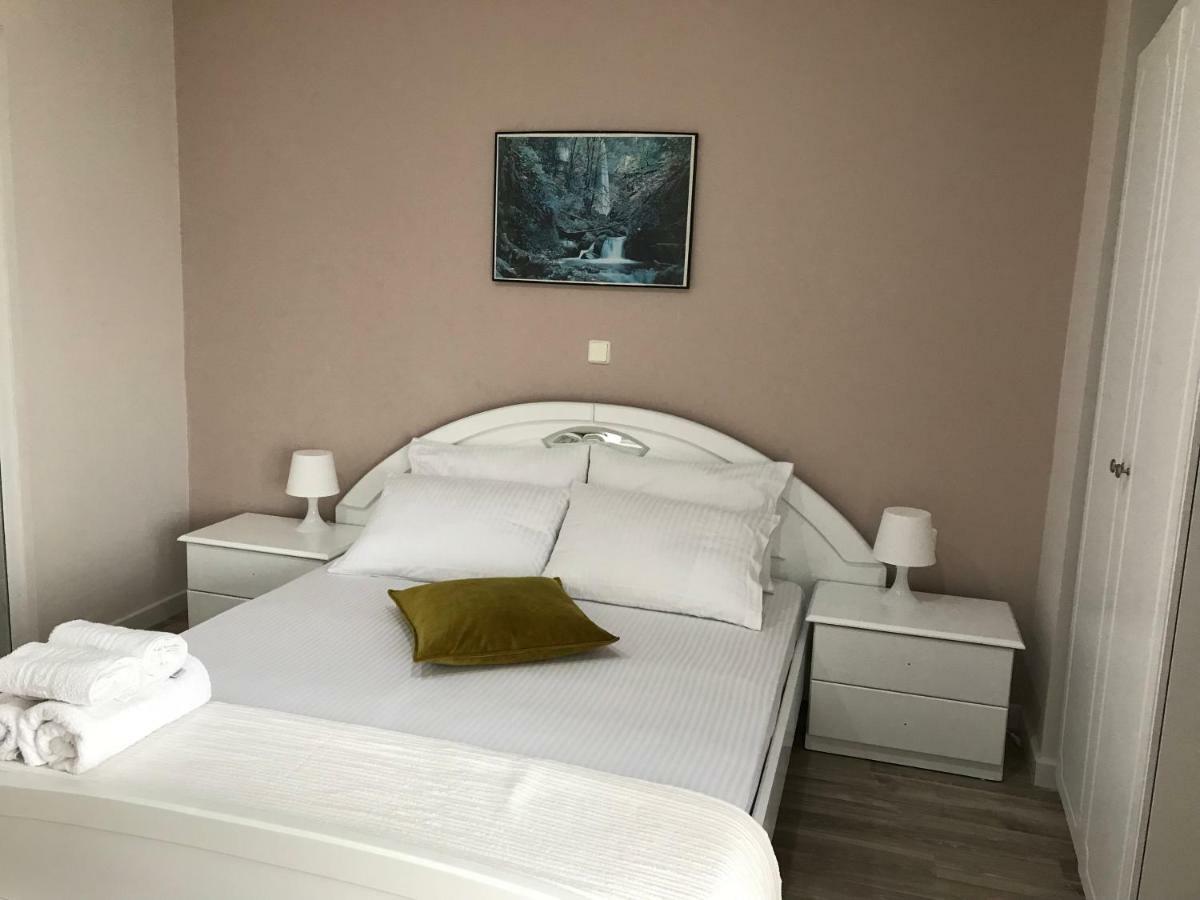 Joy Hotel Sarande Exterior photo